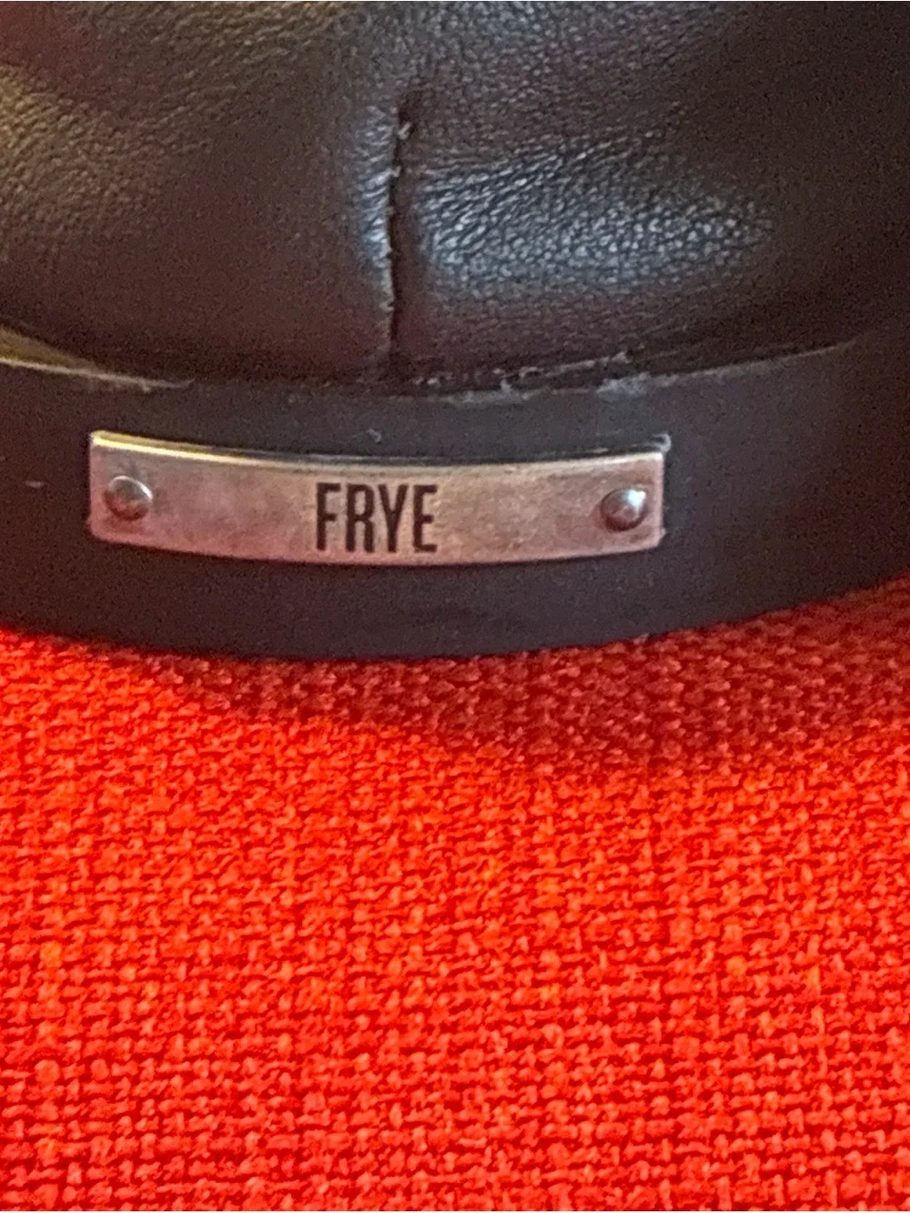 Frye classic black